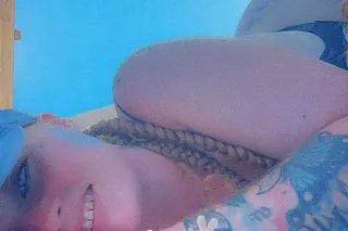 its red come see me - Image 2